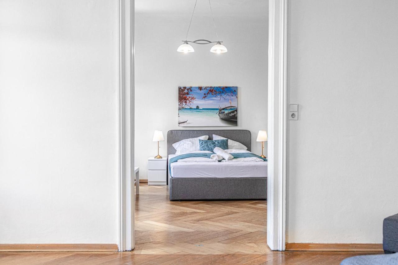 4 Great Apartment Akh - Ideal For Groups Of 19 Виена Екстериор снимка