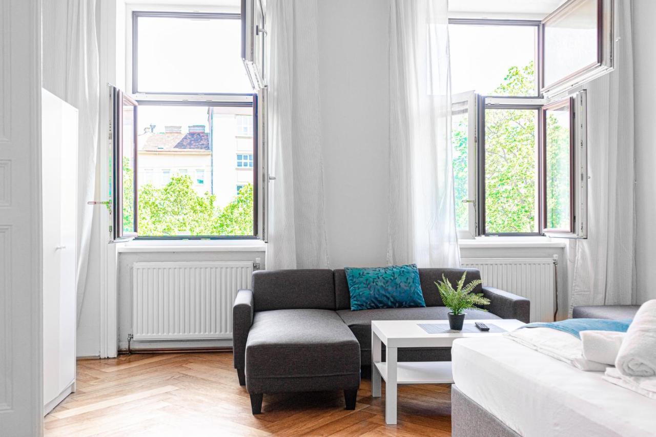 4 Great Apartment Akh - Ideal For Groups Of 19 Виена Екстериор снимка
