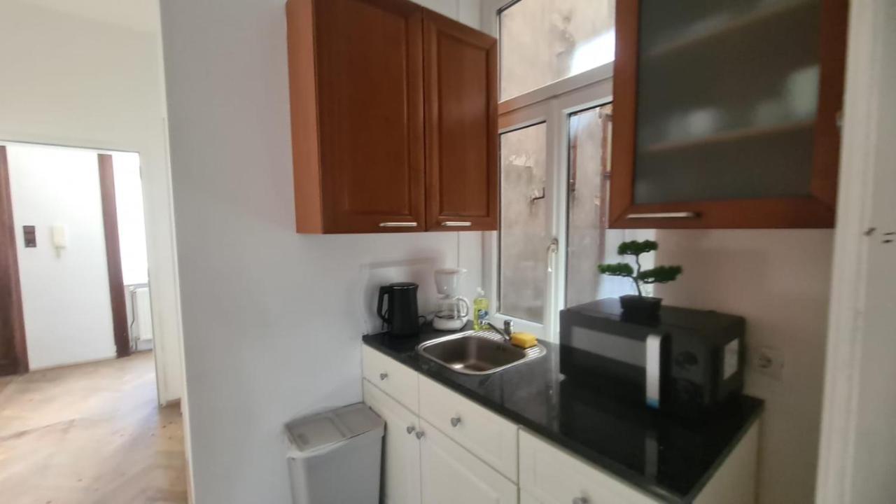 4 Great Apartment Akh - Ideal For Groups Of 19 Виена Екстериор снимка