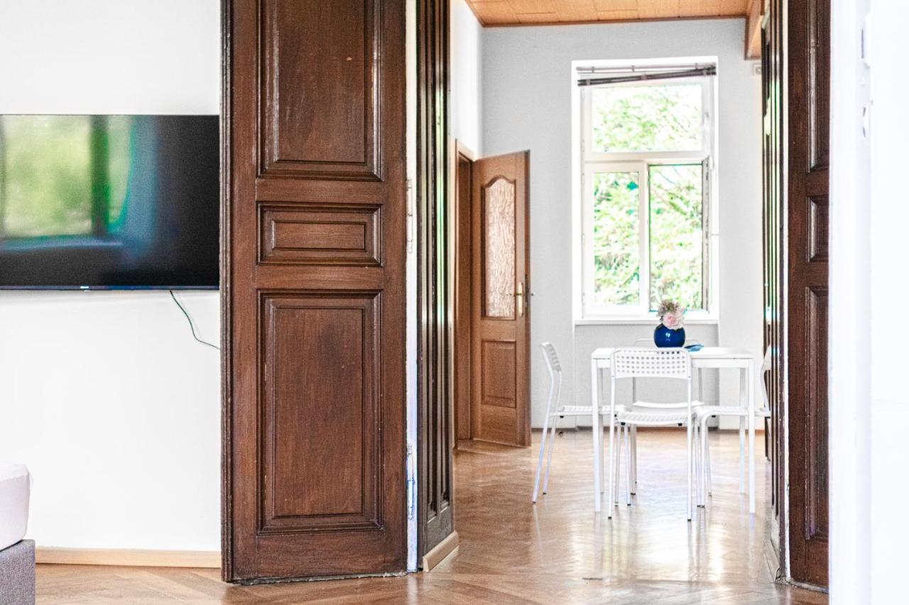 4 Great Apartment Akh - Ideal For Groups Of 19 Виена Екстериор снимка