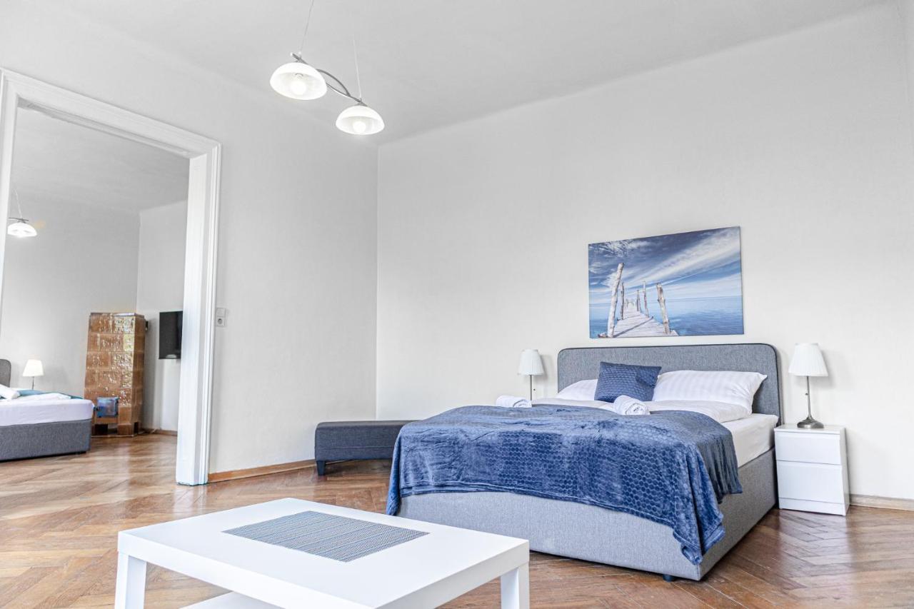 4 Great Apartment Akh - Ideal For Groups Of 19 Виена Екстериор снимка