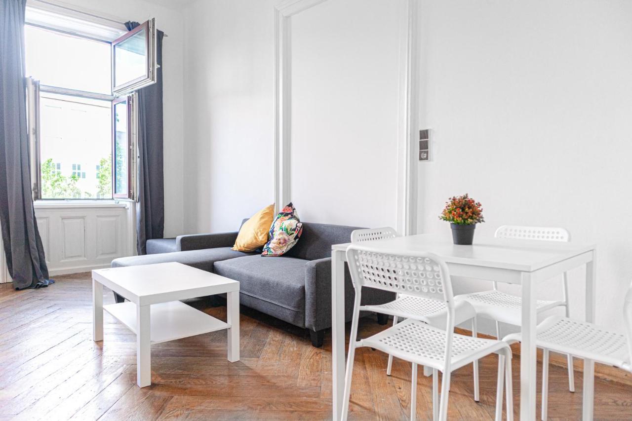 4 Great Apartment Akh - Ideal For Groups Of 19 Виена Екстериор снимка