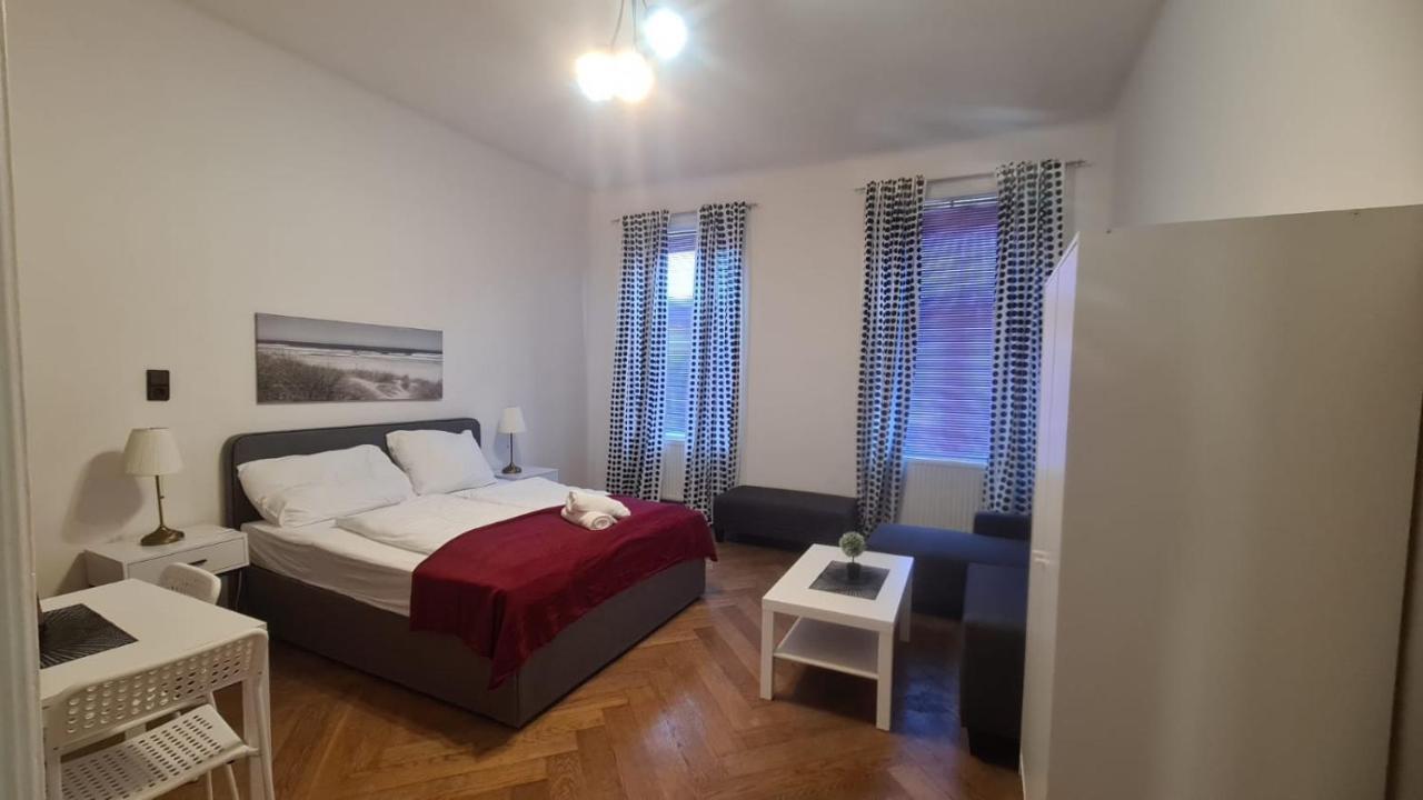 4 Great Apartment Akh - Ideal For Groups Of 19 Виена Екстериор снимка