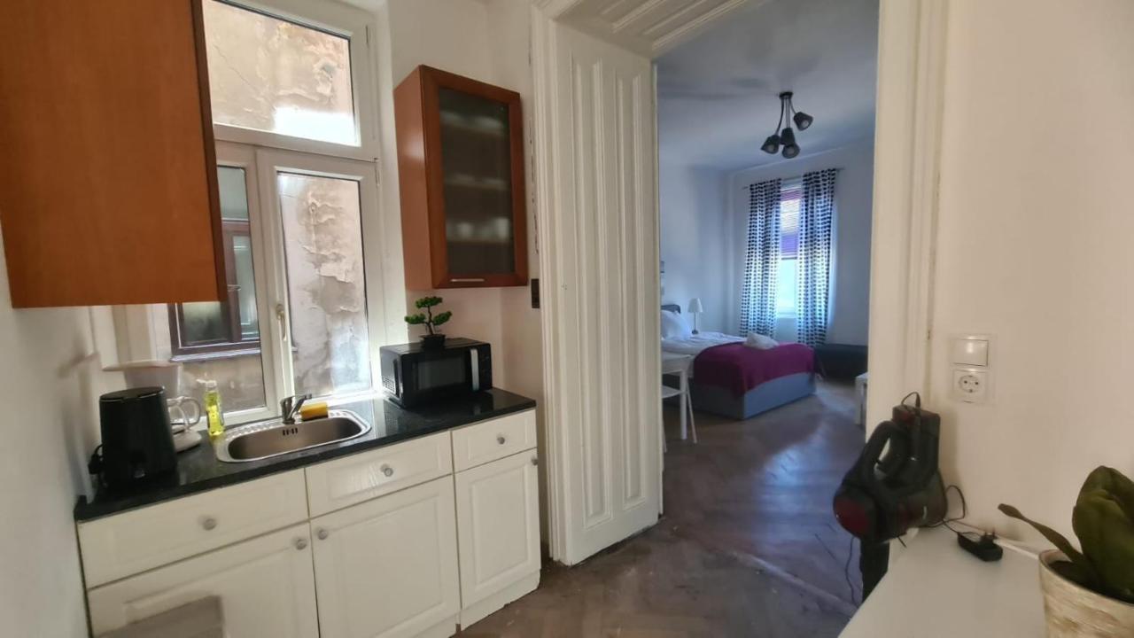 4 Great Apartment Akh - Ideal For Groups Of 19 Виена Екстериор снимка