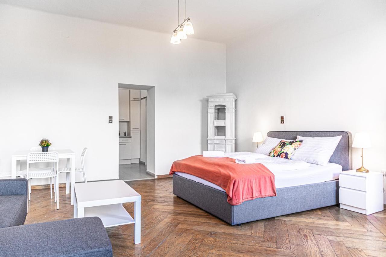 4 Great Apartment Akh - Ideal For Groups Of 19 Виена Екстериор снимка