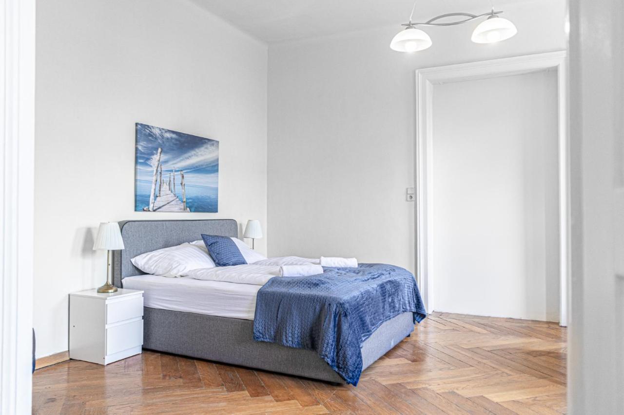 4 Great Apartment Akh - Ideal For Groups Of 19 Виена Екстериор снимка
