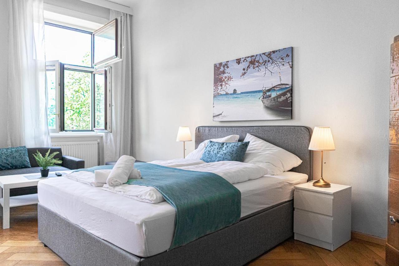 4 Great Apartment Akh - Ideal For Groups Of 19 Виена Екстериор снимка
