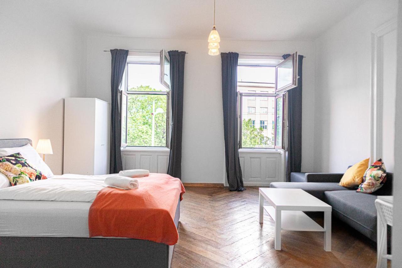 4 Great Apartment Akh - Ideal For Groups Of 19 Виена Екстериор снимка
