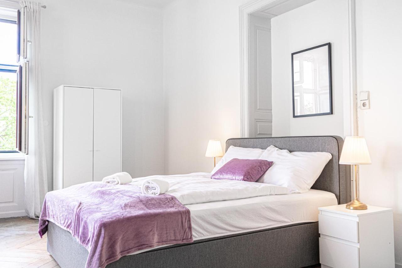 4 Great Apartment Akh - Ideal For Groups Of 19 Виена Екстериор снимка