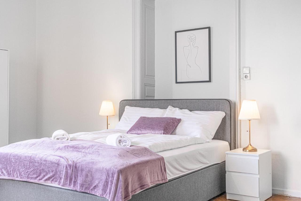 4 Great Apartment Akh - Ideal For Groups Of 19 Виена Екстериор снимка